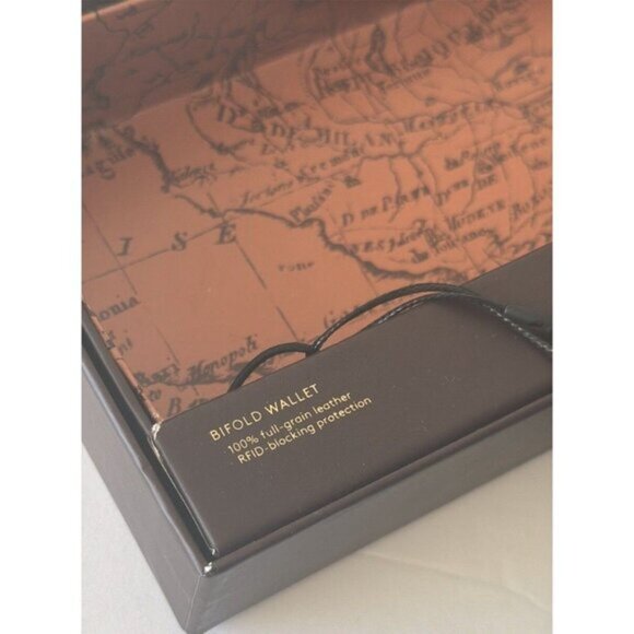 PATRICIA NASH Nazari Blue Coral Tooled Bifold RFID Leather Wallet - Picture 4 of 11